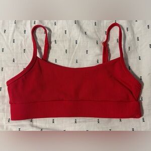 ♥️Beach Bunny Ribbed Bikini Top♥️